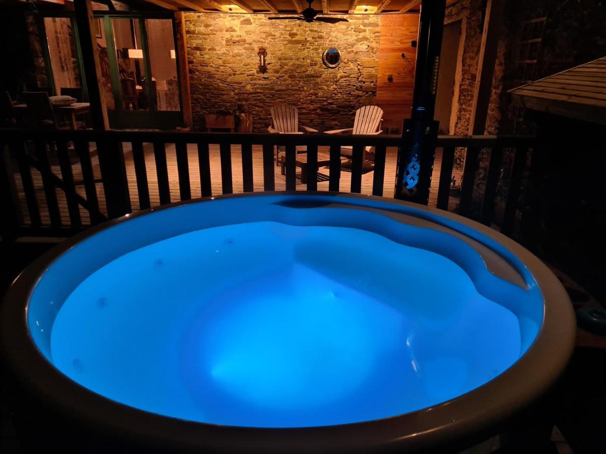 La Rhue Gites - Jacuzzi Jumilhac-le-Grand Exteriér fotografie